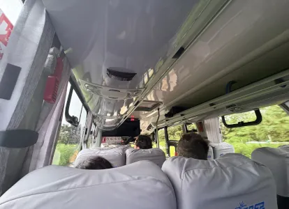Autobús turístico en Isla Seymour Norte, Galápagos